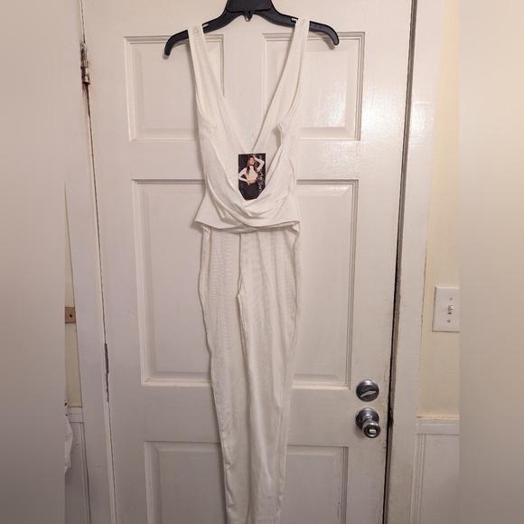 NWT SZ Large  Naked Wardrobe The NW Crossed & Snatched Jumpsuit - Picture 12 of 12